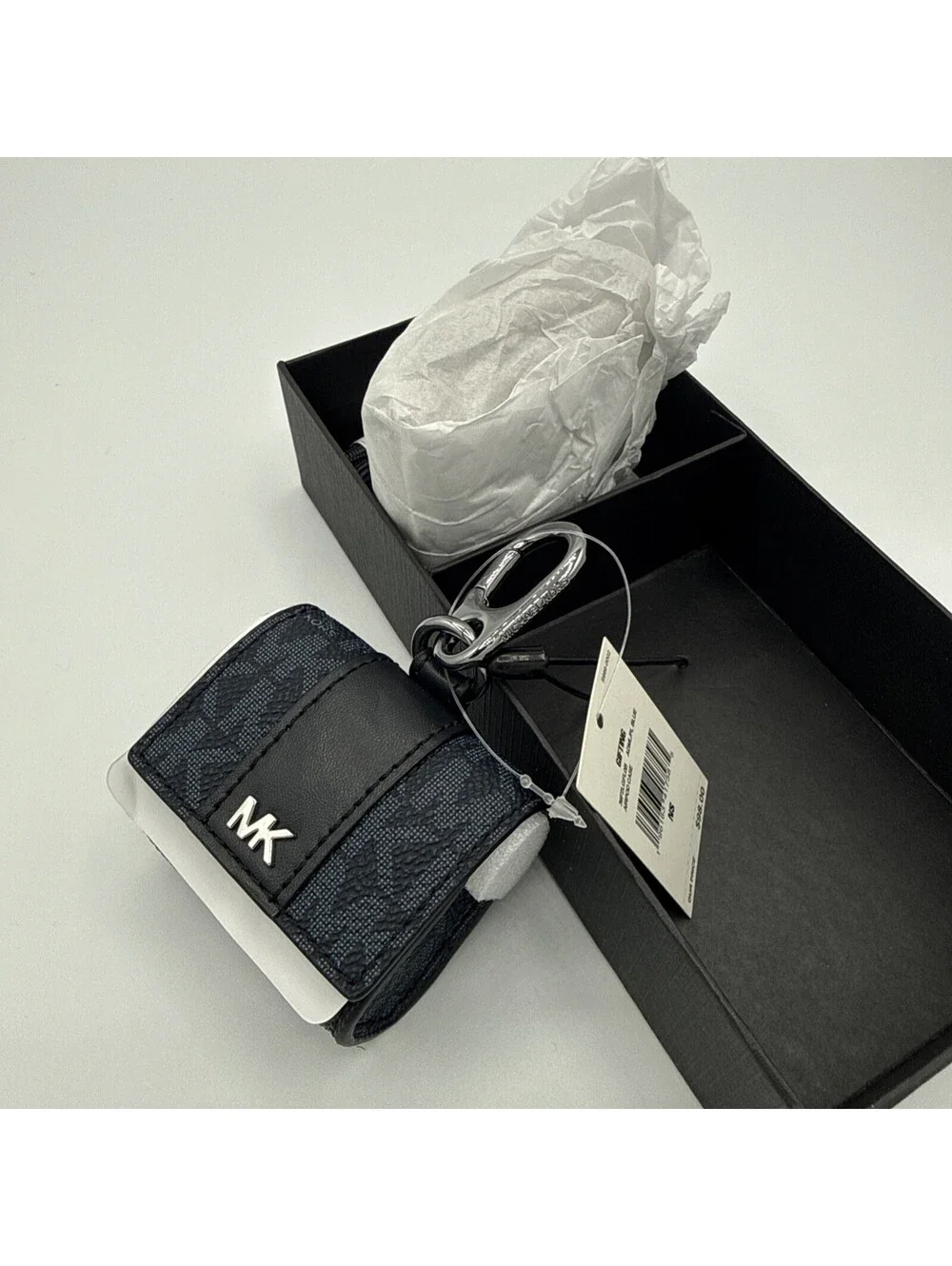 Michael Kors Airpod case blue W/lanyard NWB retails never used